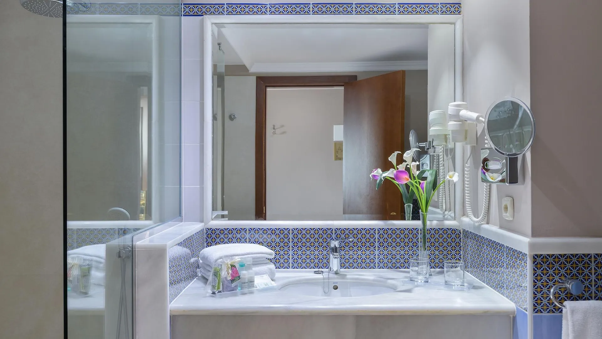 Hipotels Natura Palace Adults Only Playa Blanca  4*, Playa Blanca (Lanzarote)